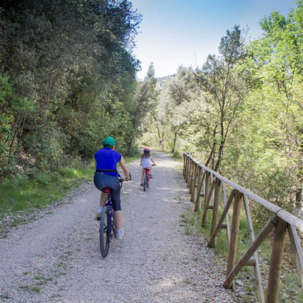 bici famiglia percorso ferrovia spoleto norcia outdoor in Valnerina