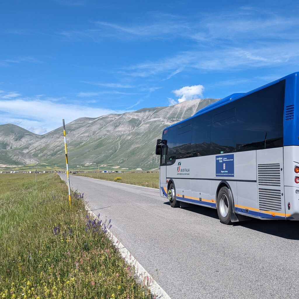 bus navetta castelluccio di norcia 2025